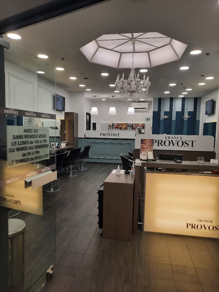 SALON